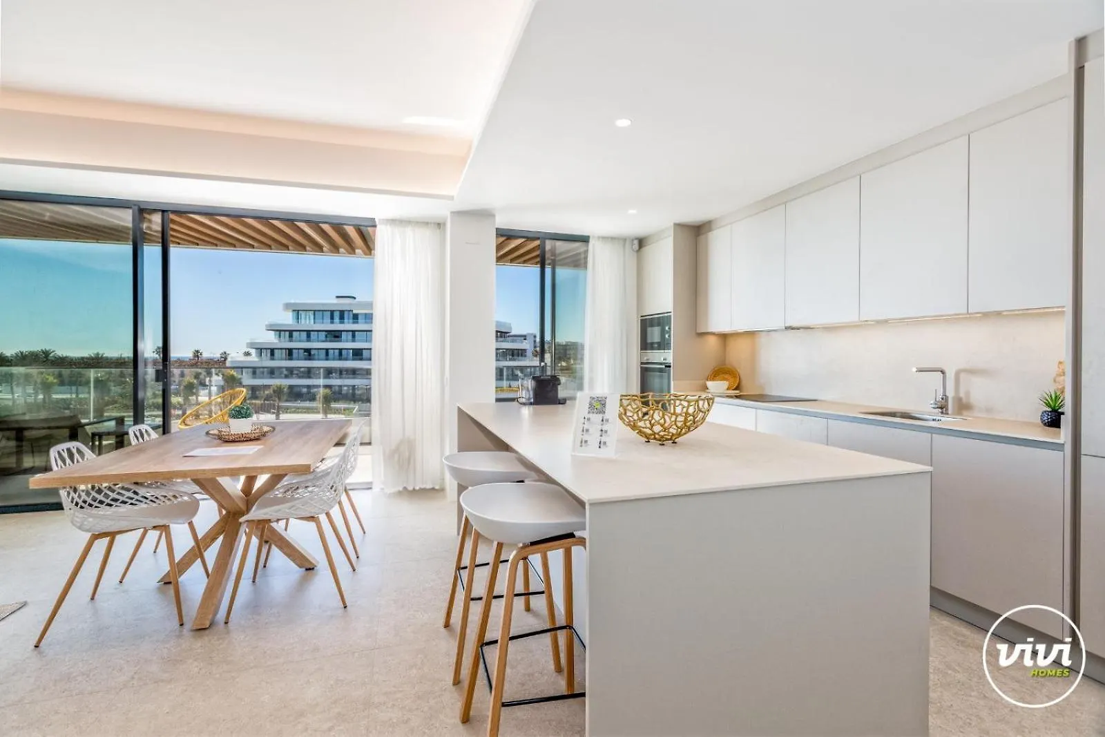 Vivi Homes - Bambu Pool, Gym, Sauna & Beach Torremolinos Daire